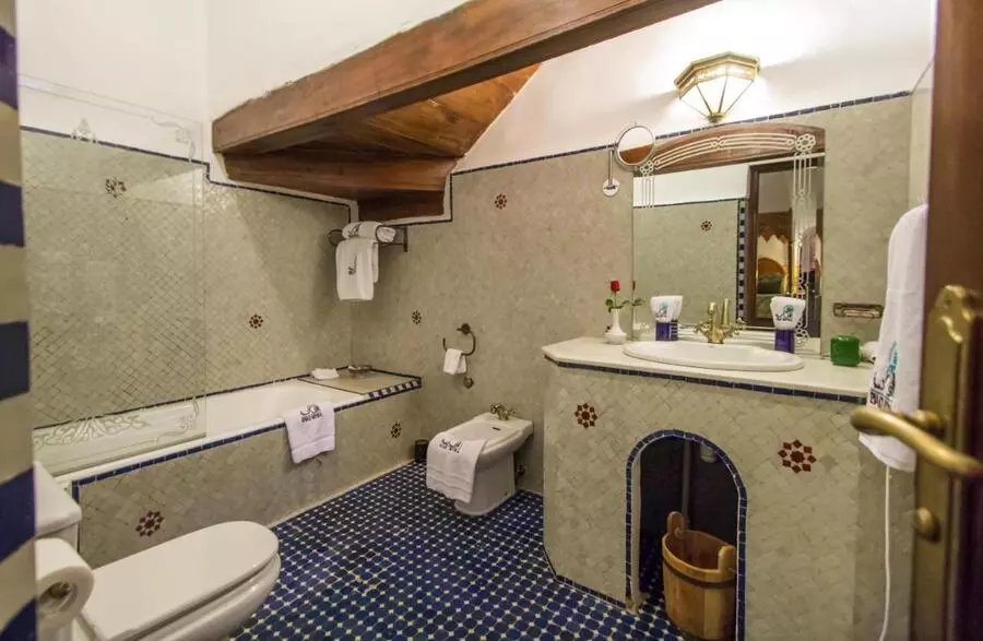 Bathroom Riad Myra Guest House